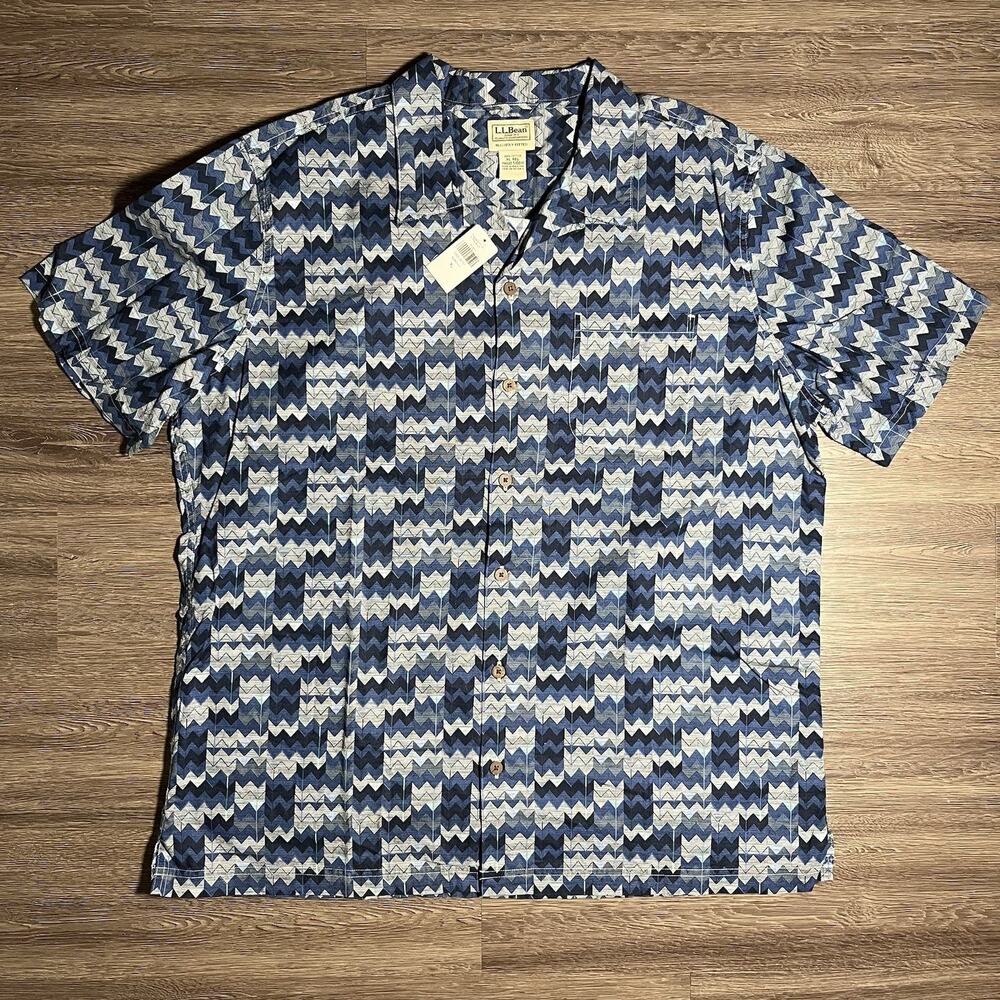 LL Bean Tropics Short Sleeve Camp Shirt Men's XL Bright Blue Chevron 510011 NWT